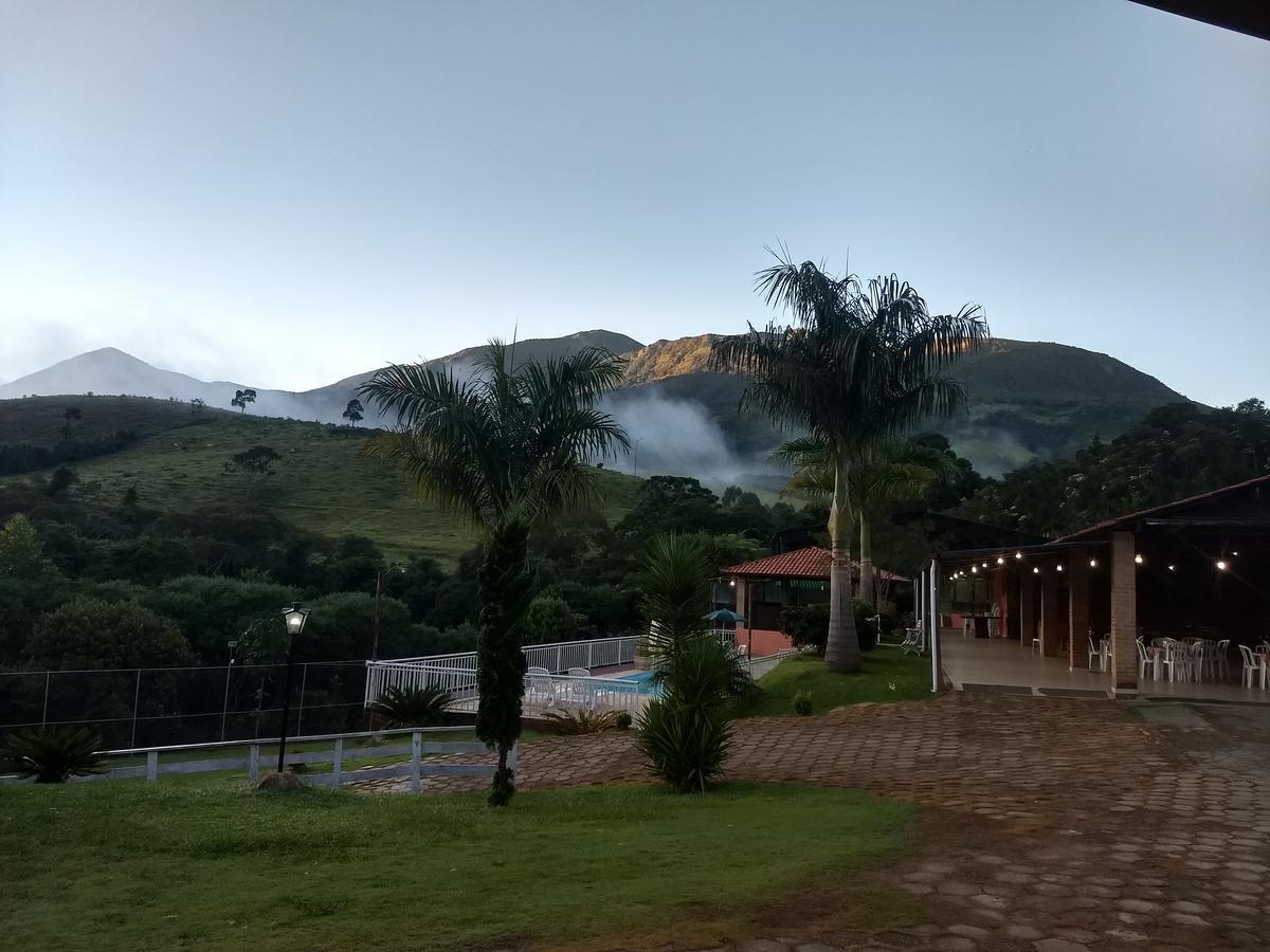 Pousada Nossa Senhora Aparecida Aiuruoca Eksteriør bilde